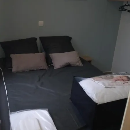 Campsite Mobil A - Vos A La Vias